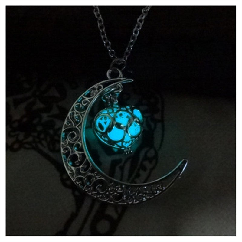 Glowing Pendant Necklaces Silver Plated Chain Necklaces